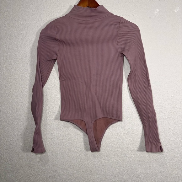 Free People XYZ Mock Neck Purple Bodysuit Women's M/L - Picture 5 of 9